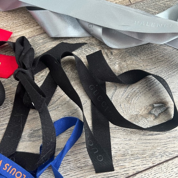 Louis Vuitton ribbon authentic - Picture 3 of 5